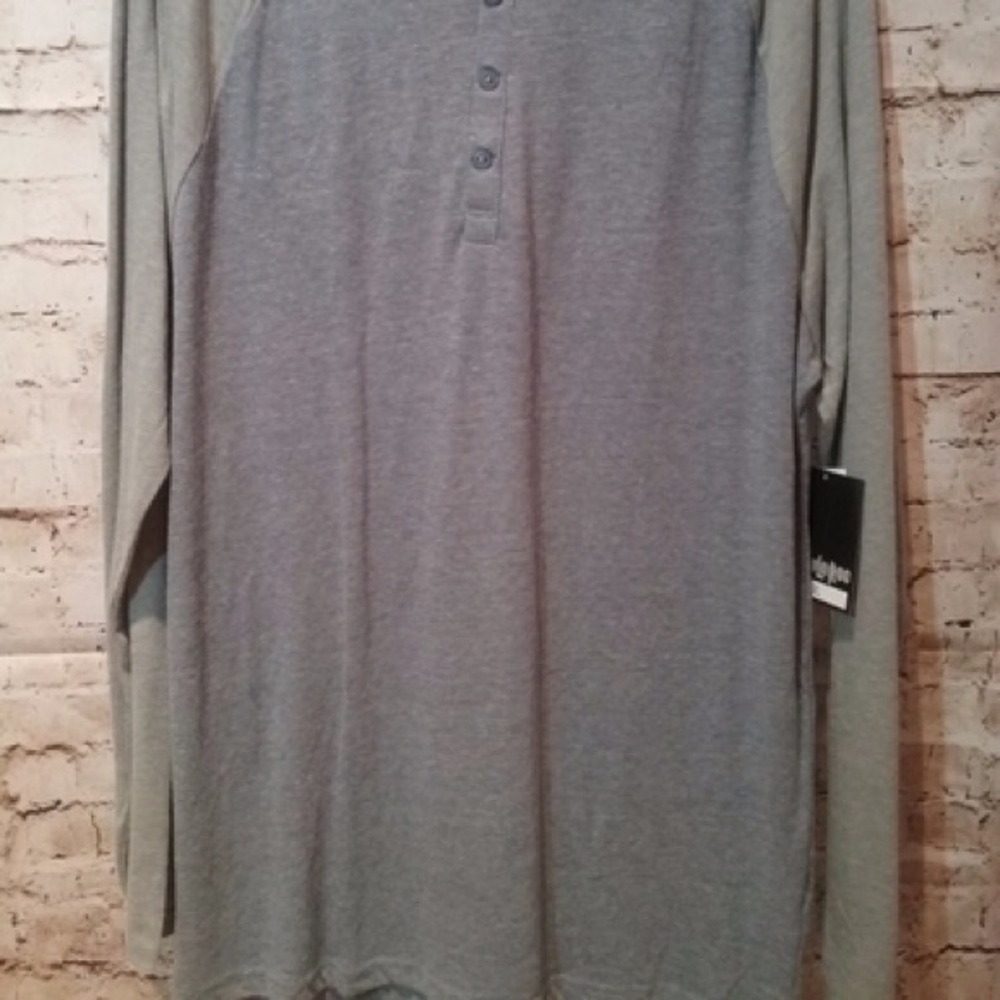 New With Tags! LuLaRoe Mark XXL Raglan T - Picture 2 of 4